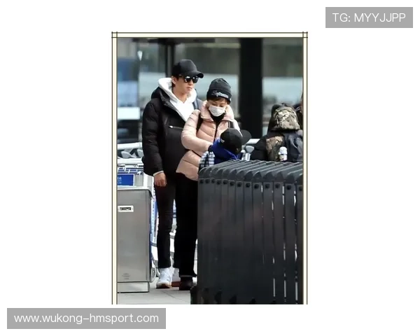 托尼娅那副冰场“坏女孩”架势，私底下居然爱买奢侈包？这差距太大了吧！