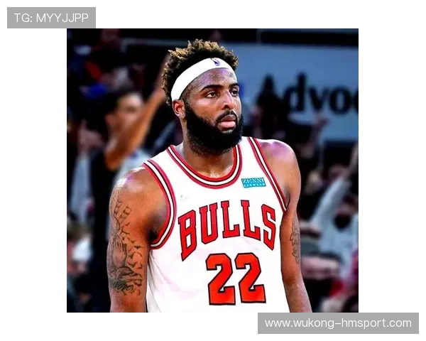 米切尔·罗宾逊挡拆后滚配合布伦森提升篮下终结