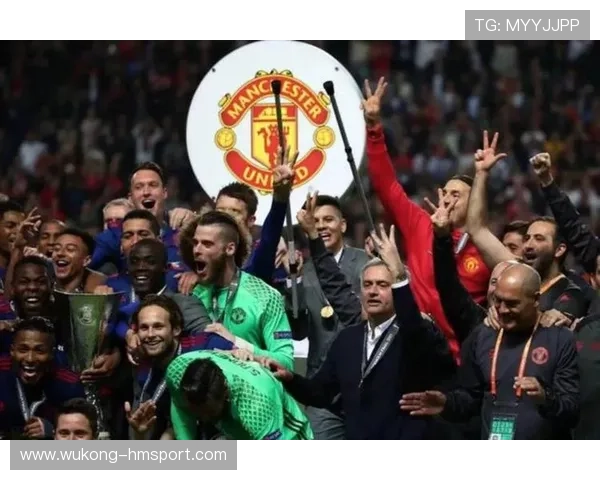 曼联更衣室矛盾再度浮现，持续影响球队战绩稳定性与赛季走势